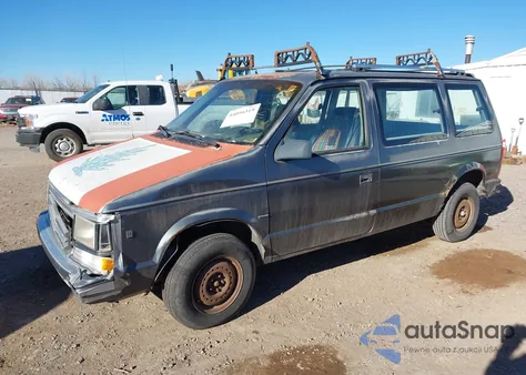 1988 Plymouth Voyager Se z USA, uszkodzony, nr VIN 2P4FH4136JR561454